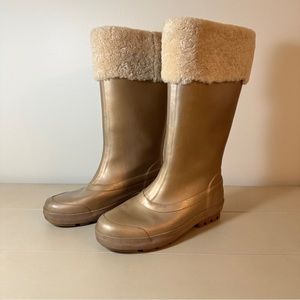 UGG Millcreek wellies fur lined rubber rain boots gold size 7 S/N 5699